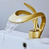 Torneira Gourmet Cascata de Bancada - Torneira Gourmet Cascata de Bancada - Dourado - Polideia